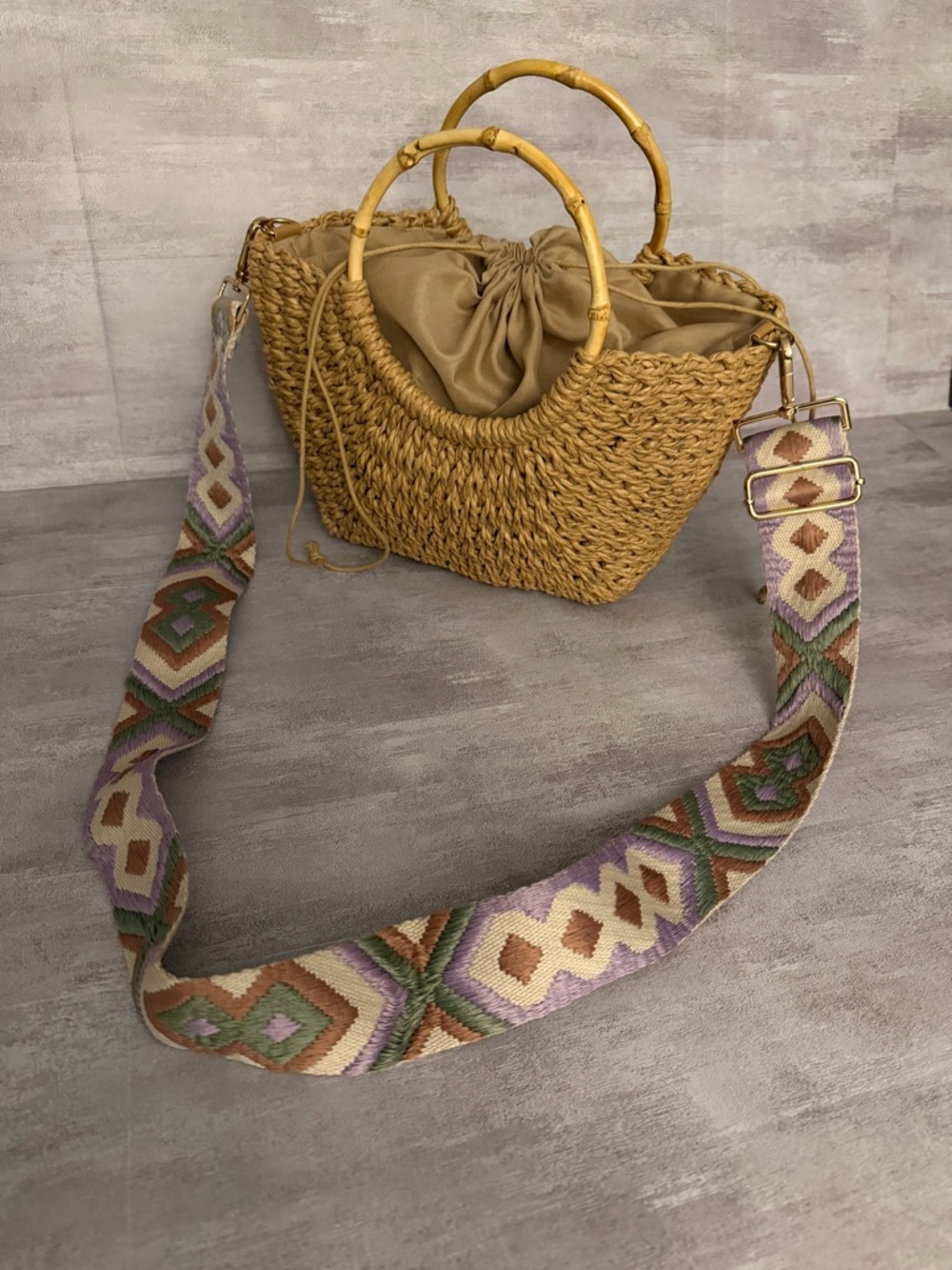 SAVANNA Natural Woven Straw Handbag w/ Bamboo Handles & Patterned Strap